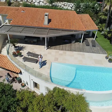 Maison Contemporaine Vue A * Ιέρ