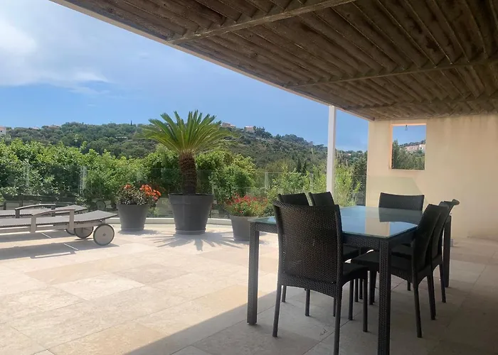 Maison Contemporaine Vue A Villa Hyeres